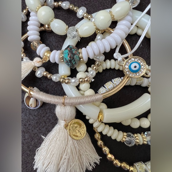 Stylish White & Cream Bead Layered Bracelets Set -Elegant Mixed Bracelets Set - Picture 7 of 10